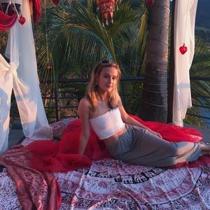 Meet Your Posher, Allie